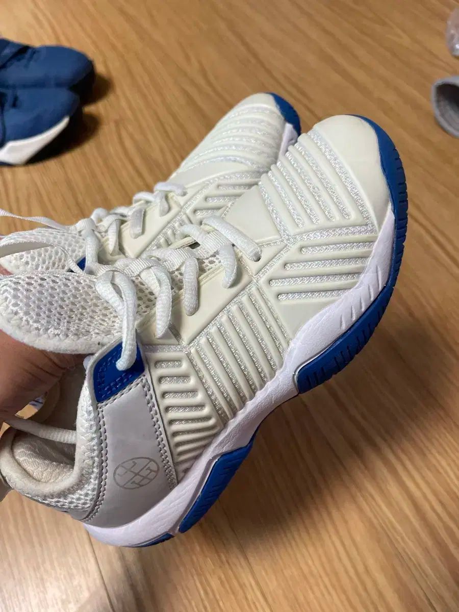 ファンシングシューズ 215 mm 小学 ユア