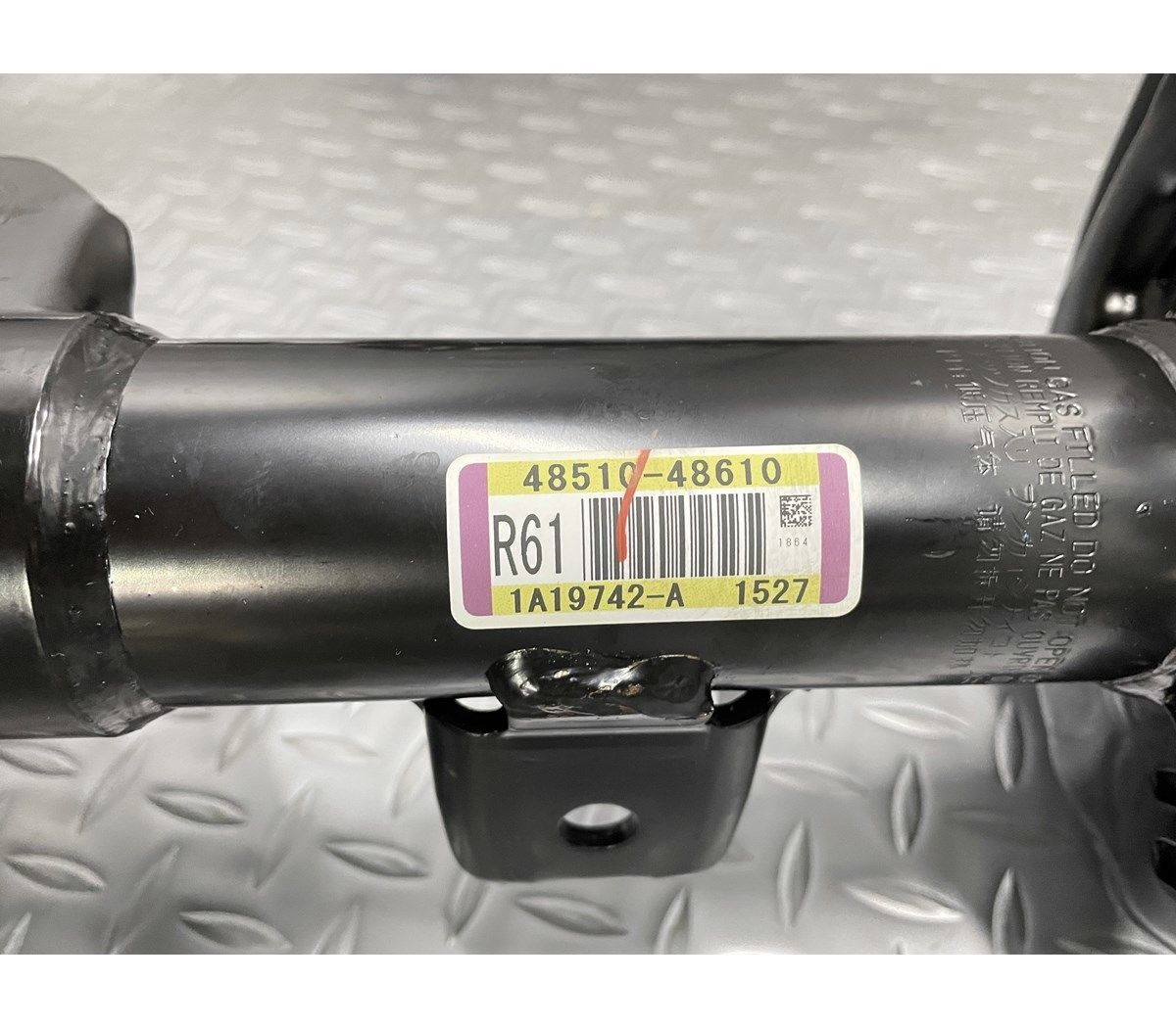 サスキット 品番48510-48610