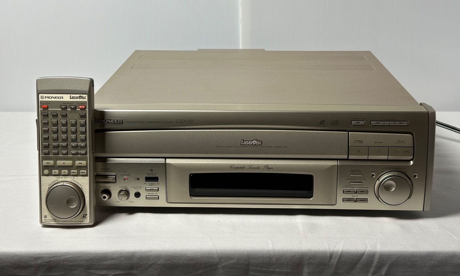 Pioneer パイオニア　LDプレーヤー　CLD-737 パイオニア レーザーディスクプレーヤー CLD-737＜ジャンク