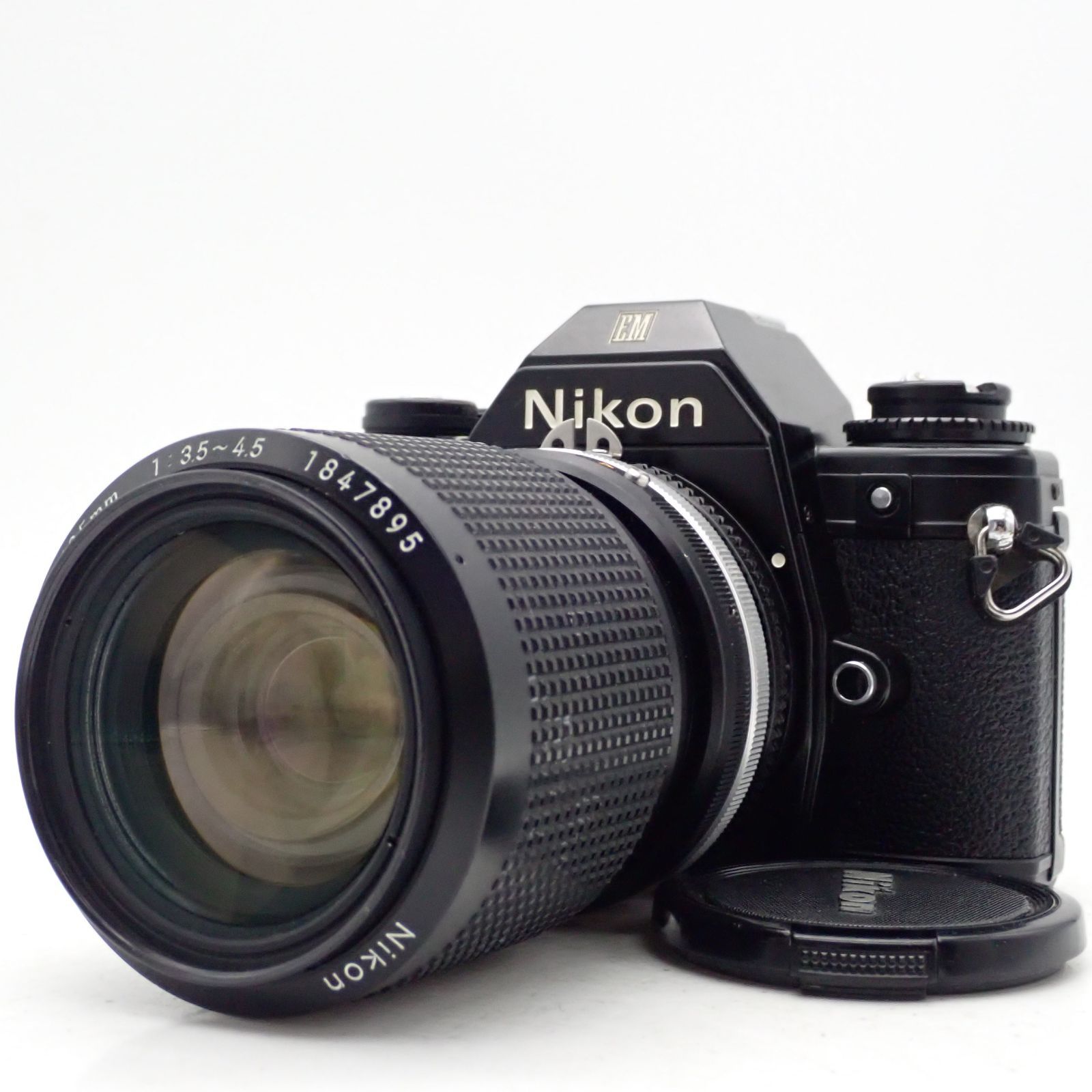 Nikon ニコン EM 一眼レフ フィルムカメラ レンズ：NIKKOR 50mm 1:1.8