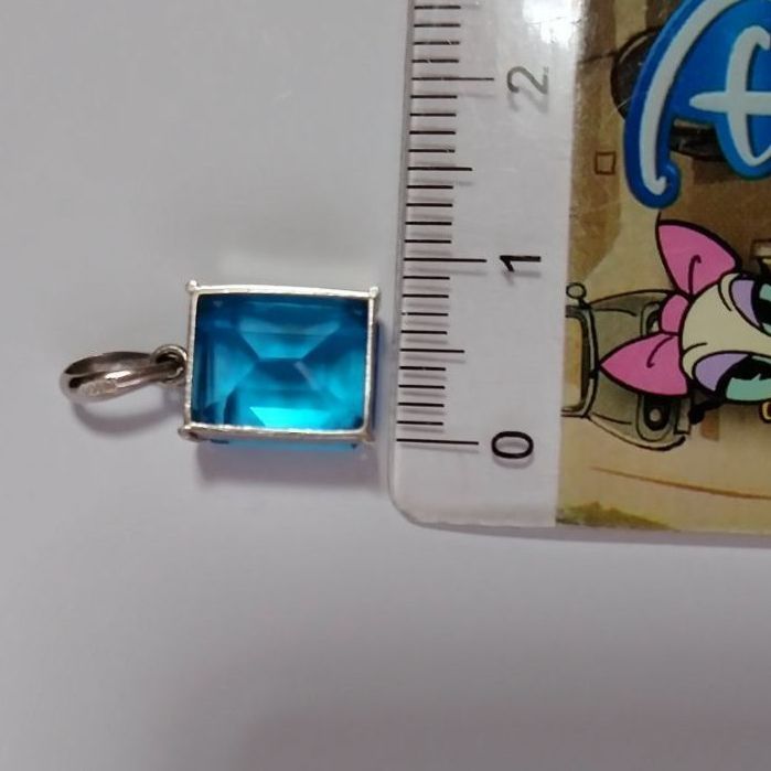 期間限定セールpt900ブルートパーズペンダントトップ - メルカリ