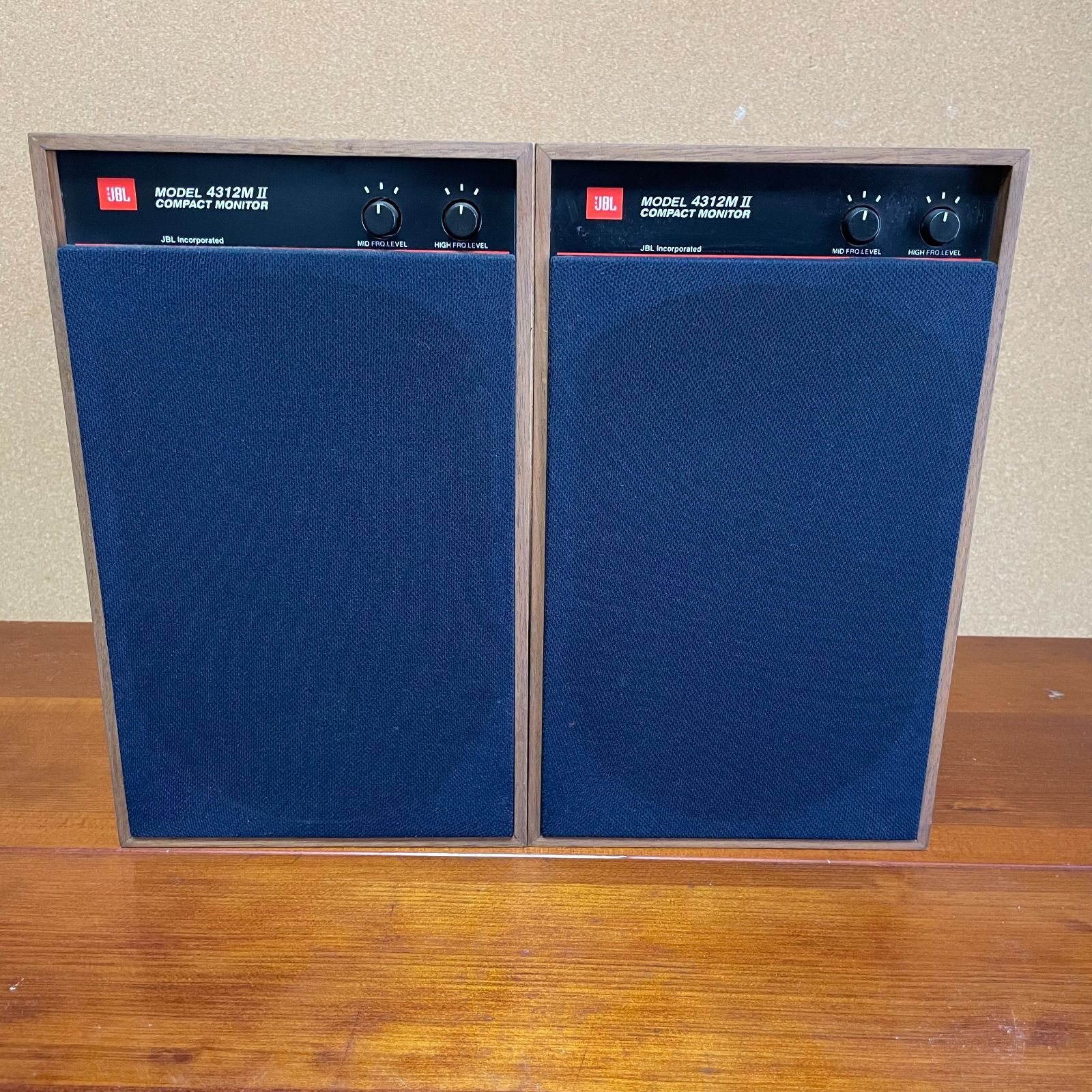 DIATONE/ダイヤトーン DS-600Z ペアスピーカー 左側 DIATONE - DS 2000