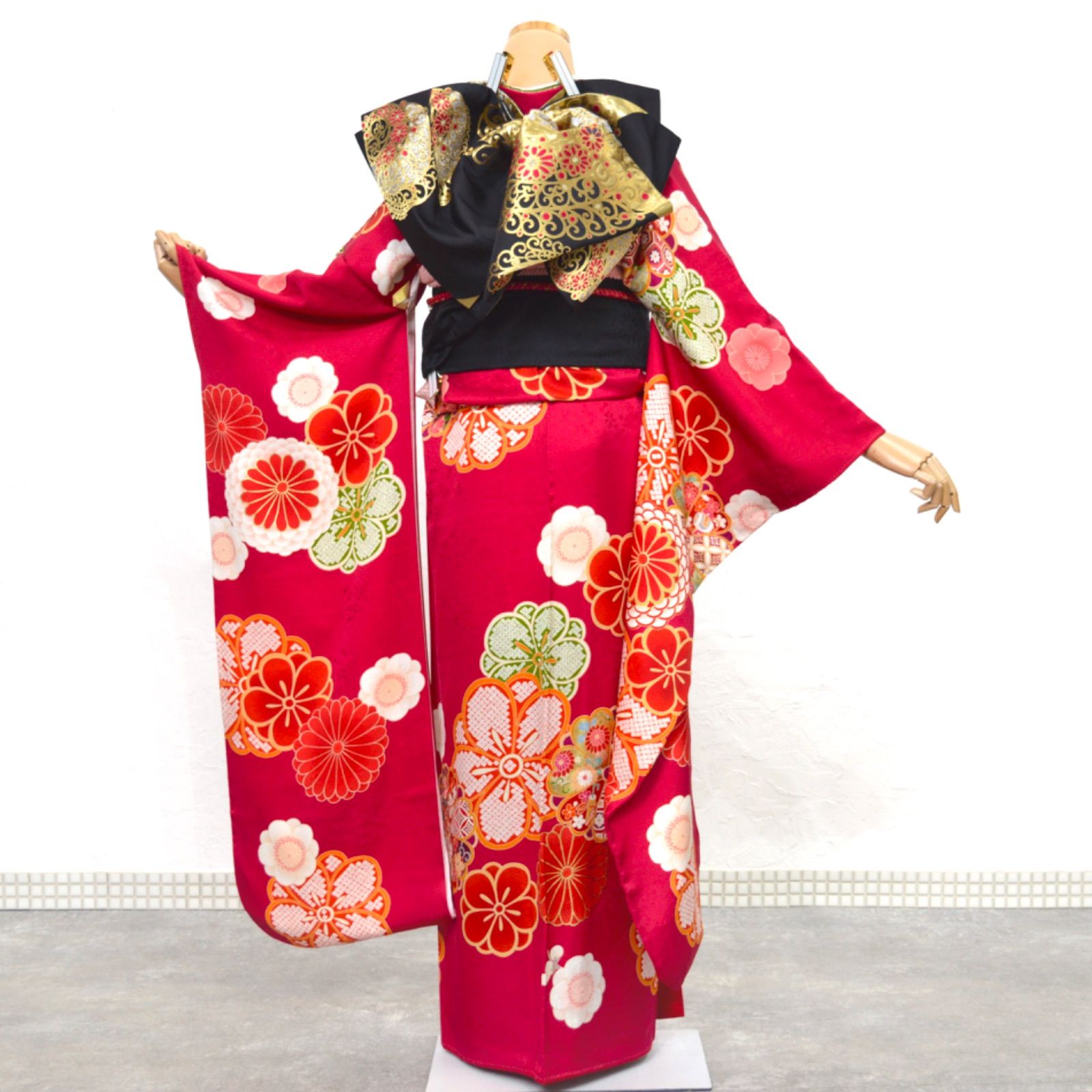 美品》正絹 振袖フルセット S〜Lサイズ 成人式 呉服店取扱品 金駒刺繍