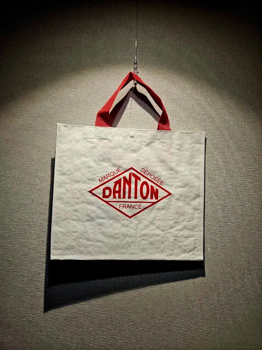 DANTON