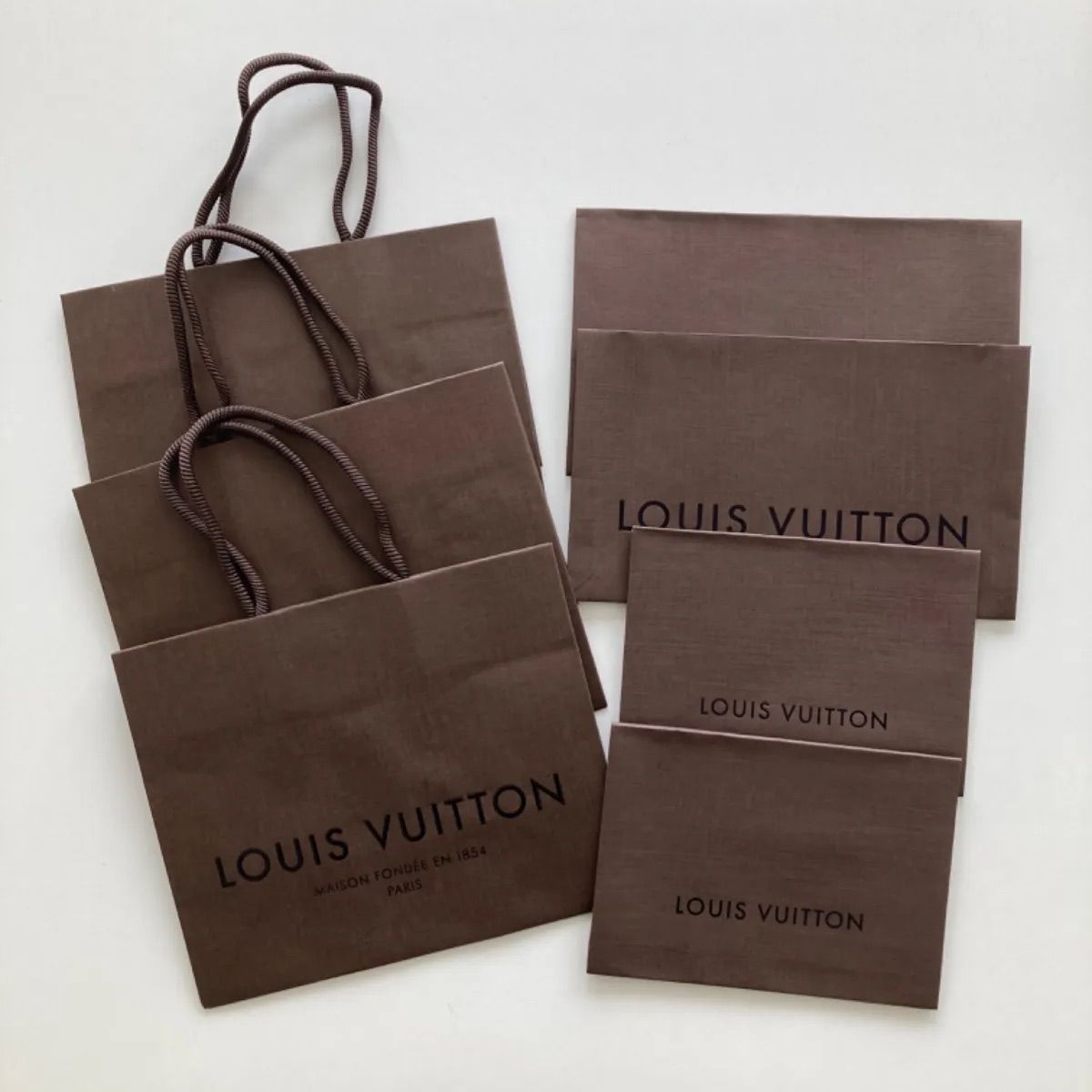 LOUIS VUITTON 紙袋 まとめ売り 全26枚 保存袋 LOUIS VUITTON 紙袋 まとめ売り 全26枚 保存袋