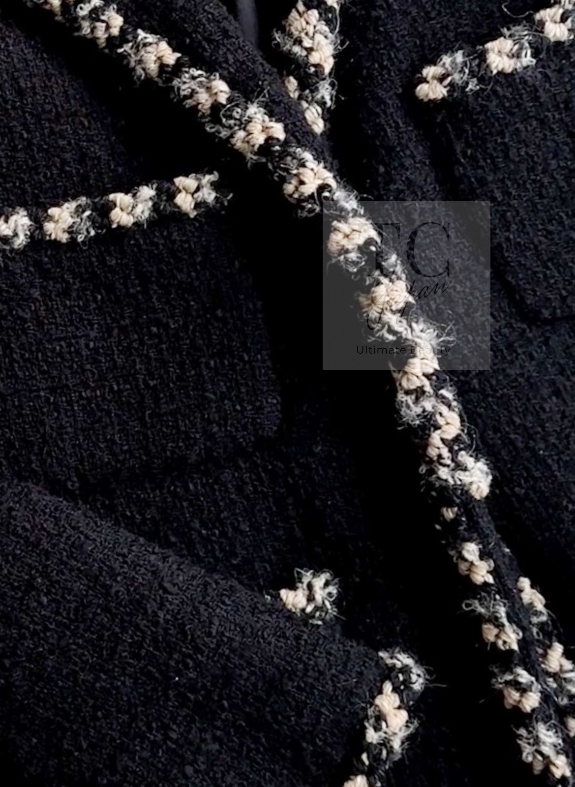 極美品★CHANEL★ファンタジー★ツイード★チェーン★ジャケット 新作☆すぐ届く！】 CHANEL ジャケット ツイード 黒 関税込