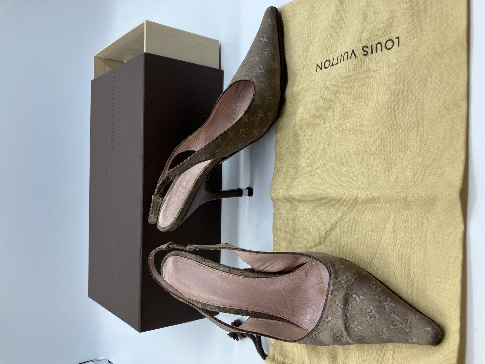 ルイヴィトン　モノグラム　レディース　ストラップパンプス　サンダル 楽天市場】【靴】LOUIS VUITTON ルイ ヴィトン モノグラムサテン