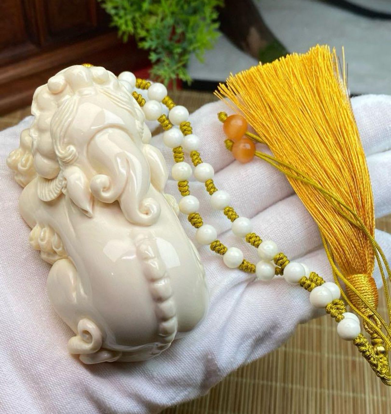 天然マンモス牙美しい手作り彫刻龍鳳呈祥置物