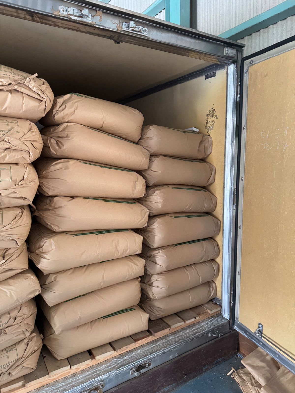 玄米10キロ 冷蔵庫保管15