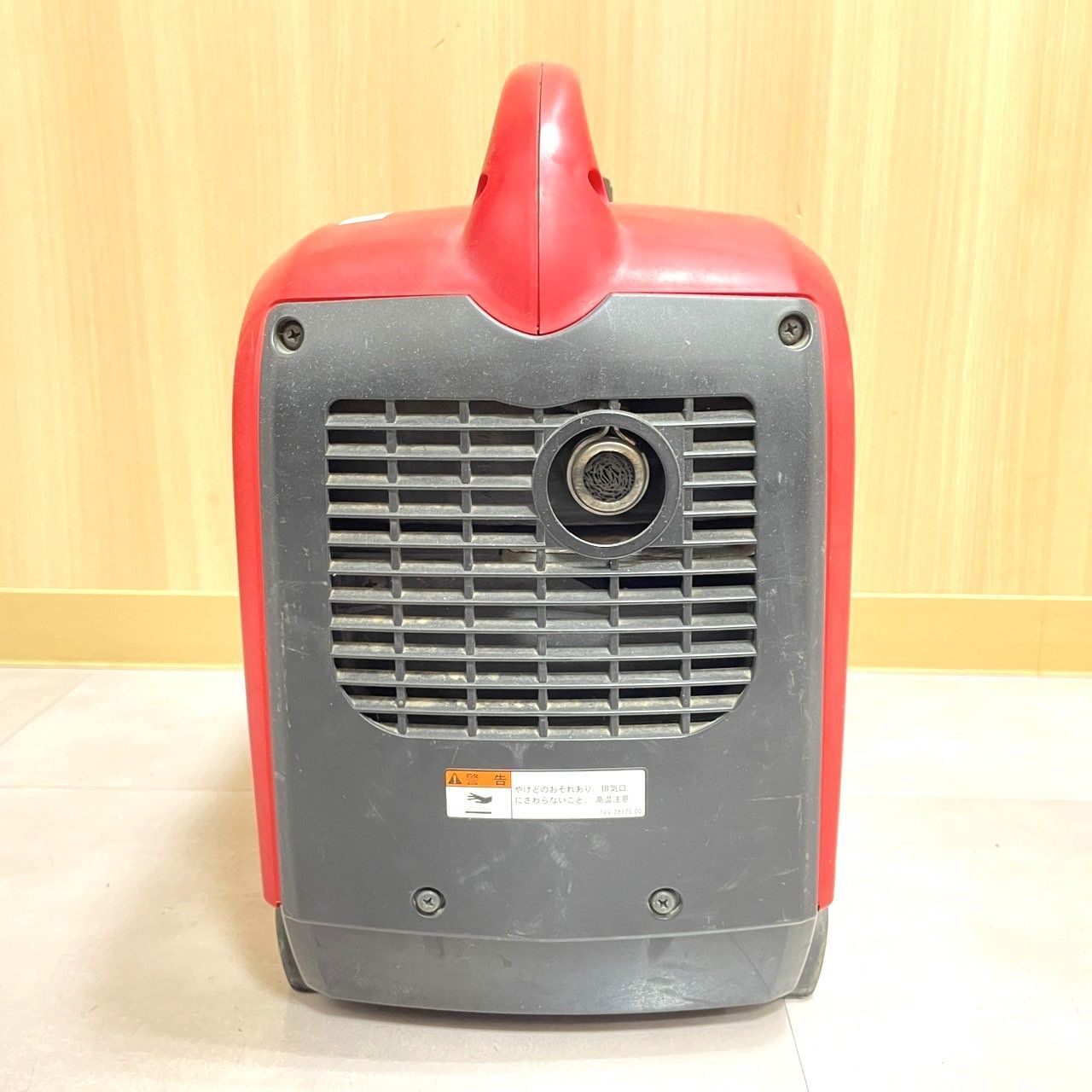 ☆shindaiwa 新ダイワ インバーター発電機 IEG900M 動作未確認