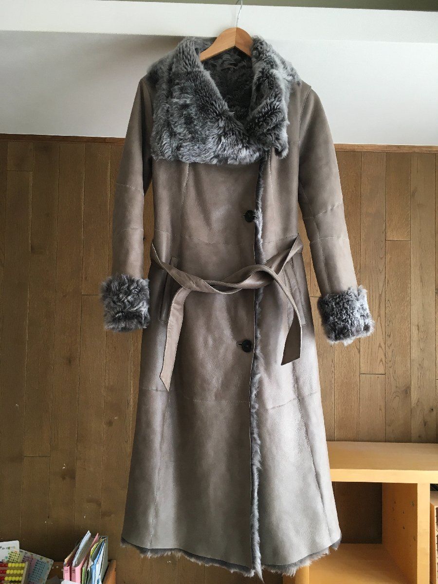 ARMANI COLLEZIONI アルマーニ コレッツォーニ 羊革 ムートン コート42