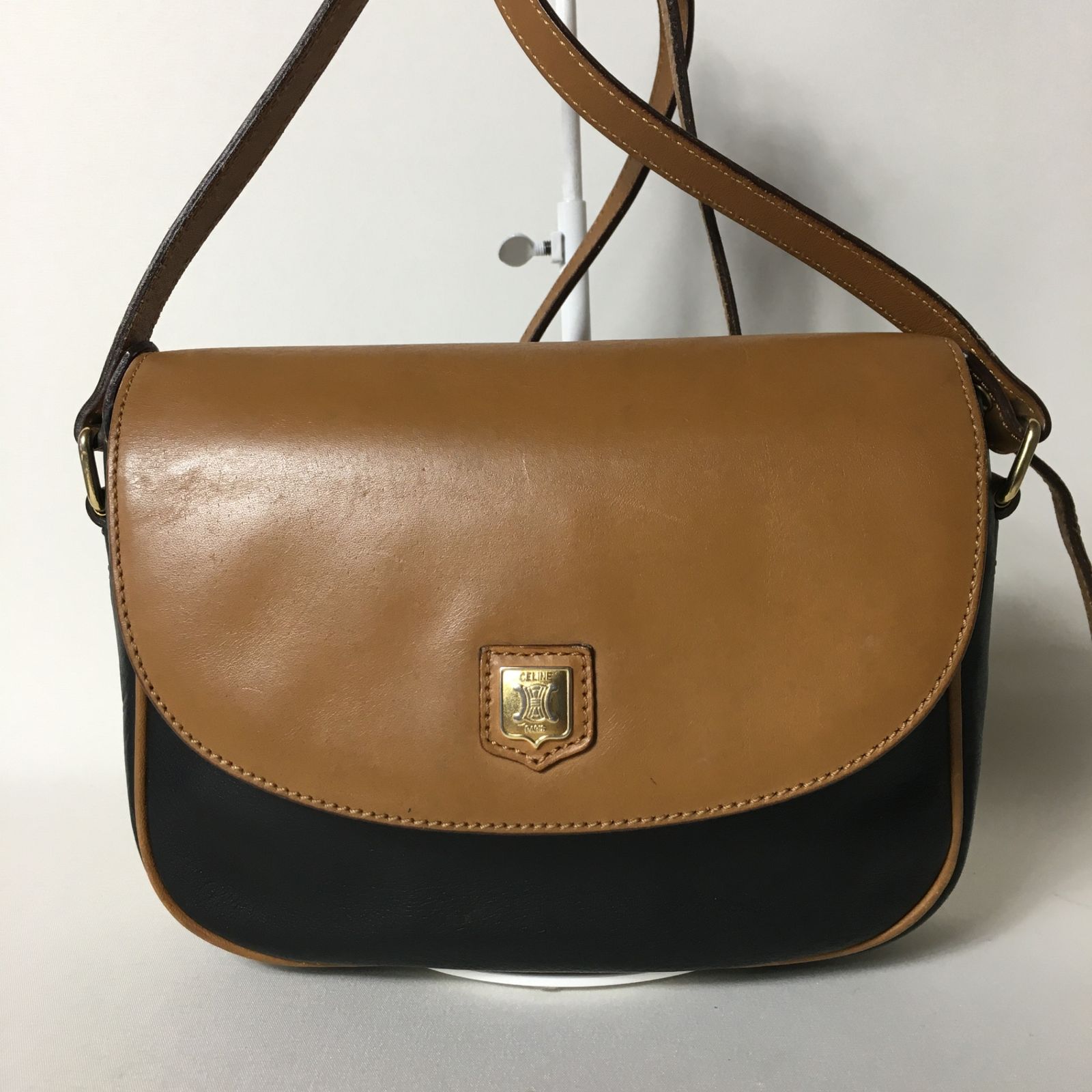 セリーヌショルダーバック CELINE セリーヌ ショルダーバッグ 19868 2DO8 メンズ ラージ