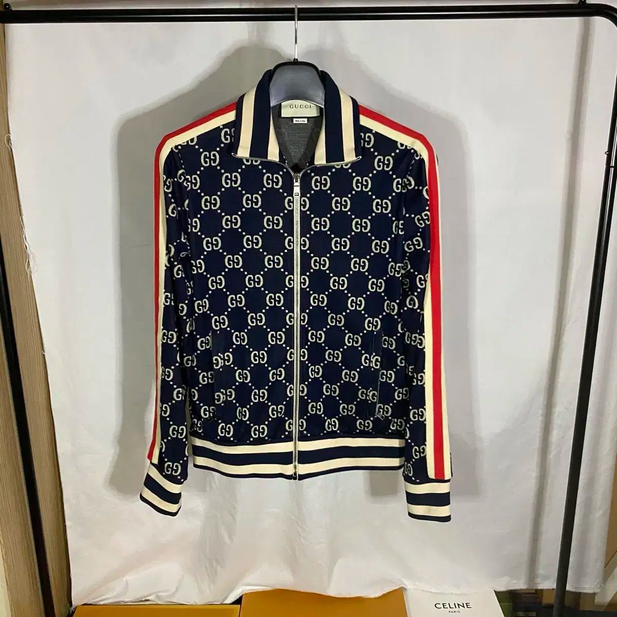 GUCCI GG ジャカード ジップ ジャケット すぐ届く!【GUCCI】GG ジャカード ジャージー ジップ ジャケット