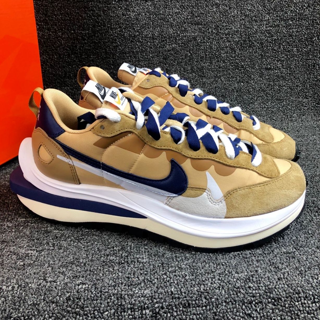 新品未使用 DD1875-200 男女兼用 Sacai × Nike Vapor Waffle 