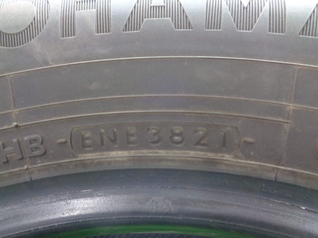 スタッドレスタイヤ