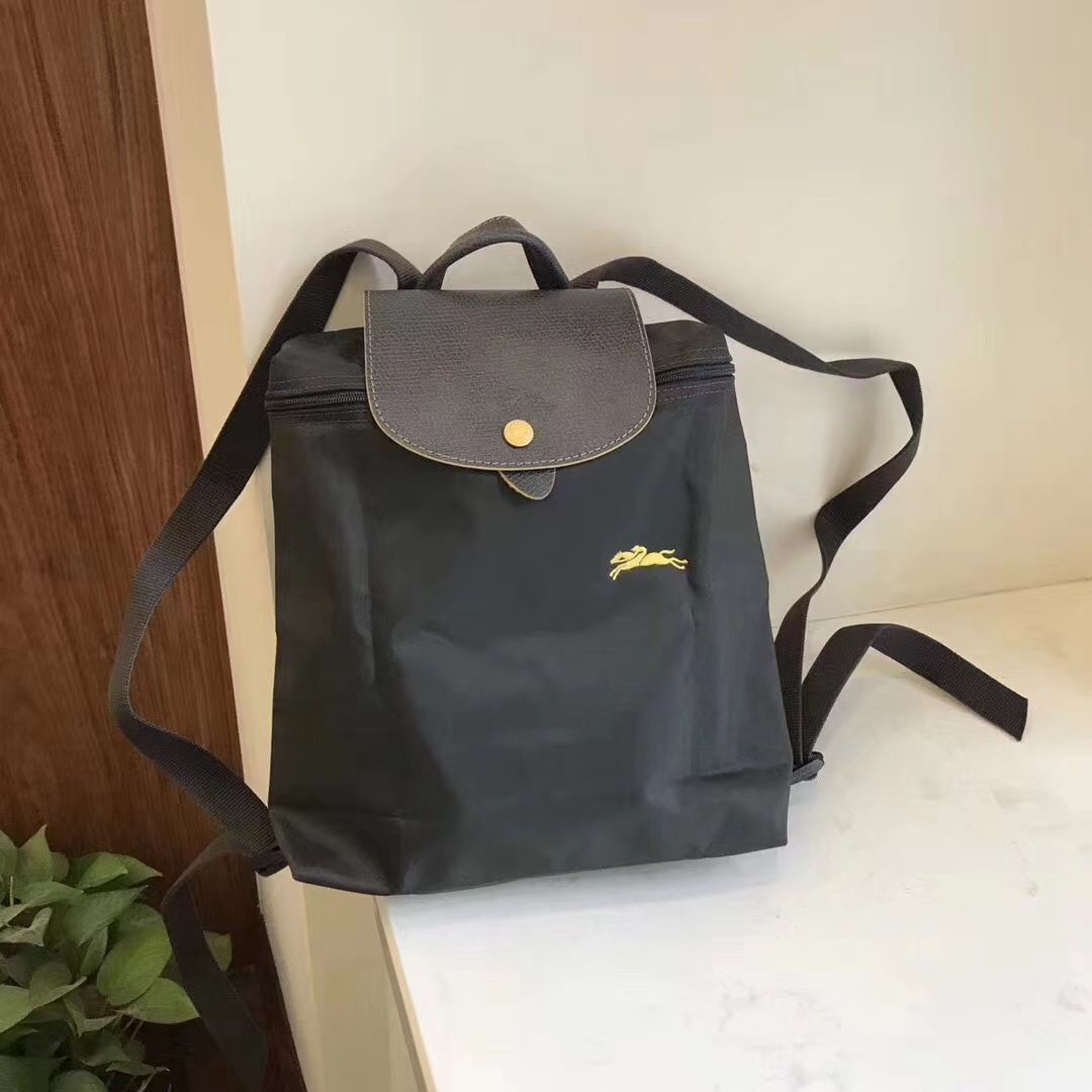 美品！ロンシャン LONGCHAMP リュックサック ブラック たいまもう ...