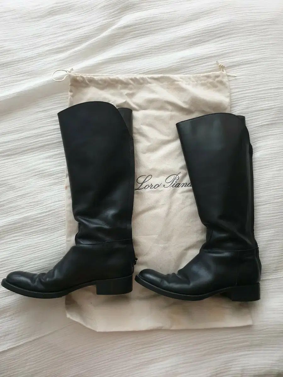 Loro Piana ロロ ピアーナ ロングブーツ 黒 38 サイズ 240