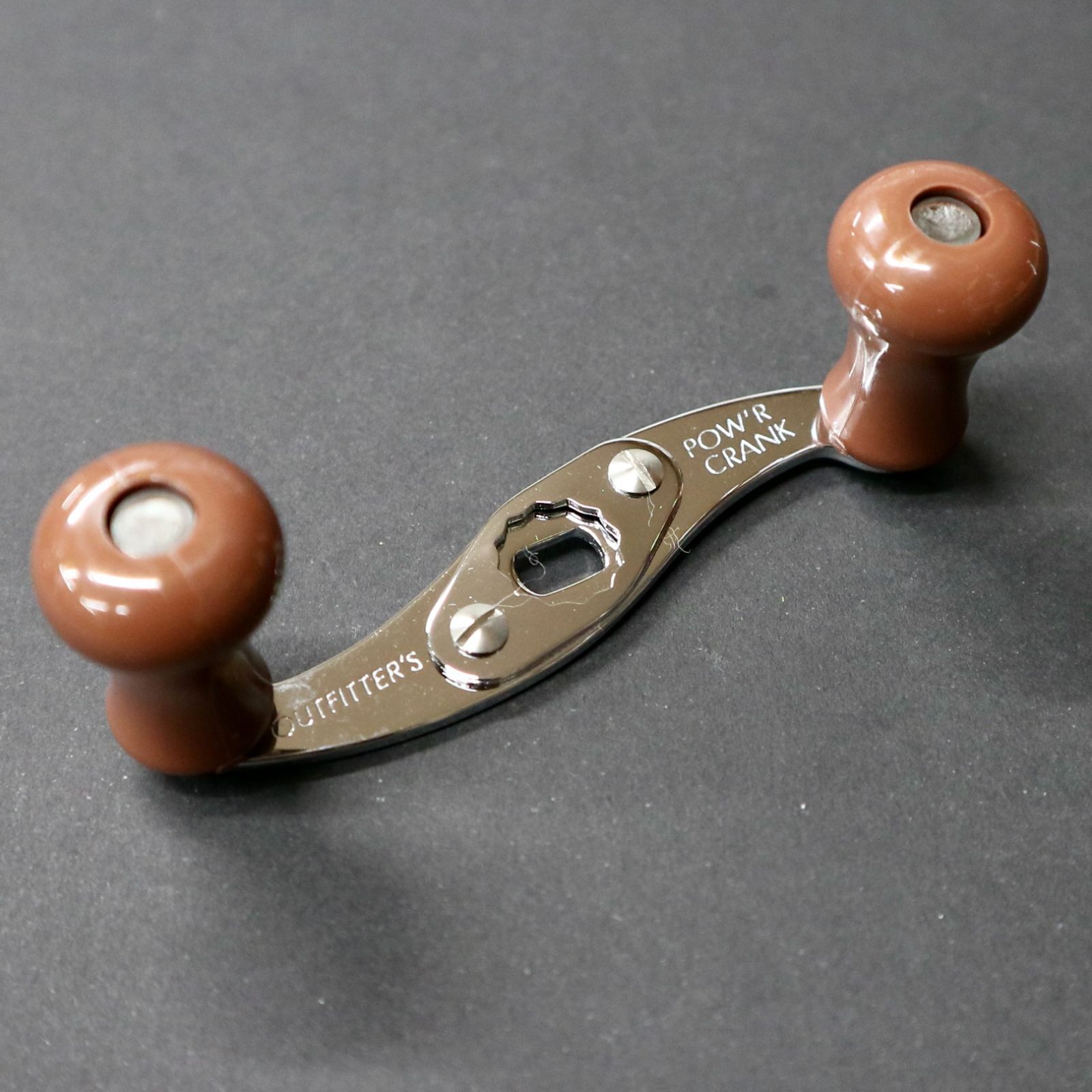 アウトフィッターズ パワークランクハンドル ブラック　70ｍｍ アウトフィッターズ パワークランク ブラック(リール用パワーハンドル