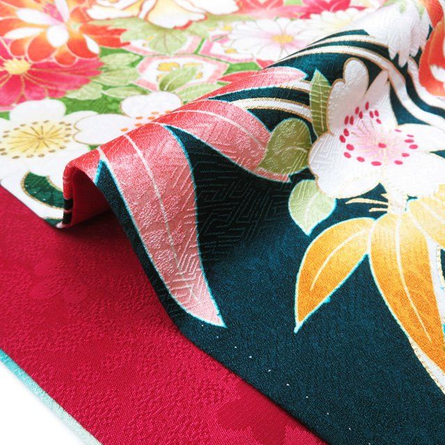 Ivy✺美品 正絹 花草文 トールサイズ 振袖 着物 A1755 正統派古典 緑/白/赤 梅柄/小花柄 大人 かっこいい 華やか古典