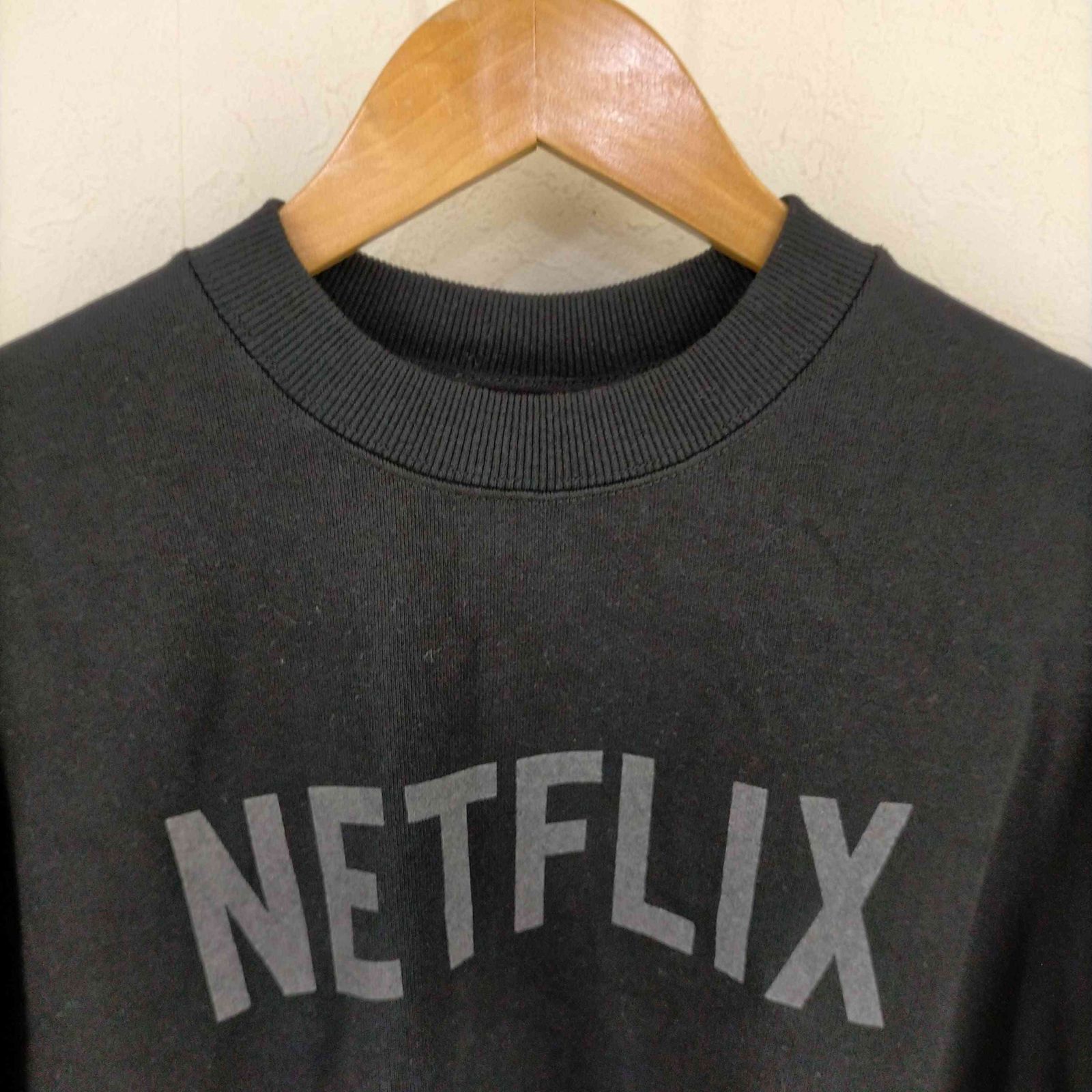 NETFLIX × BEAMS ロゴスウェット （ビームス×Netflixのコラボ第2