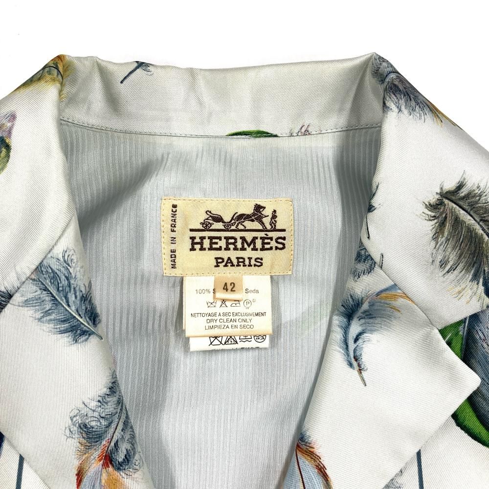 HERMES エルメス フェザー 羽根柄 ベスト ジレ シルク100% HERMES エルメス フェザー 羽根柄 ベスト ジレ シルク100%