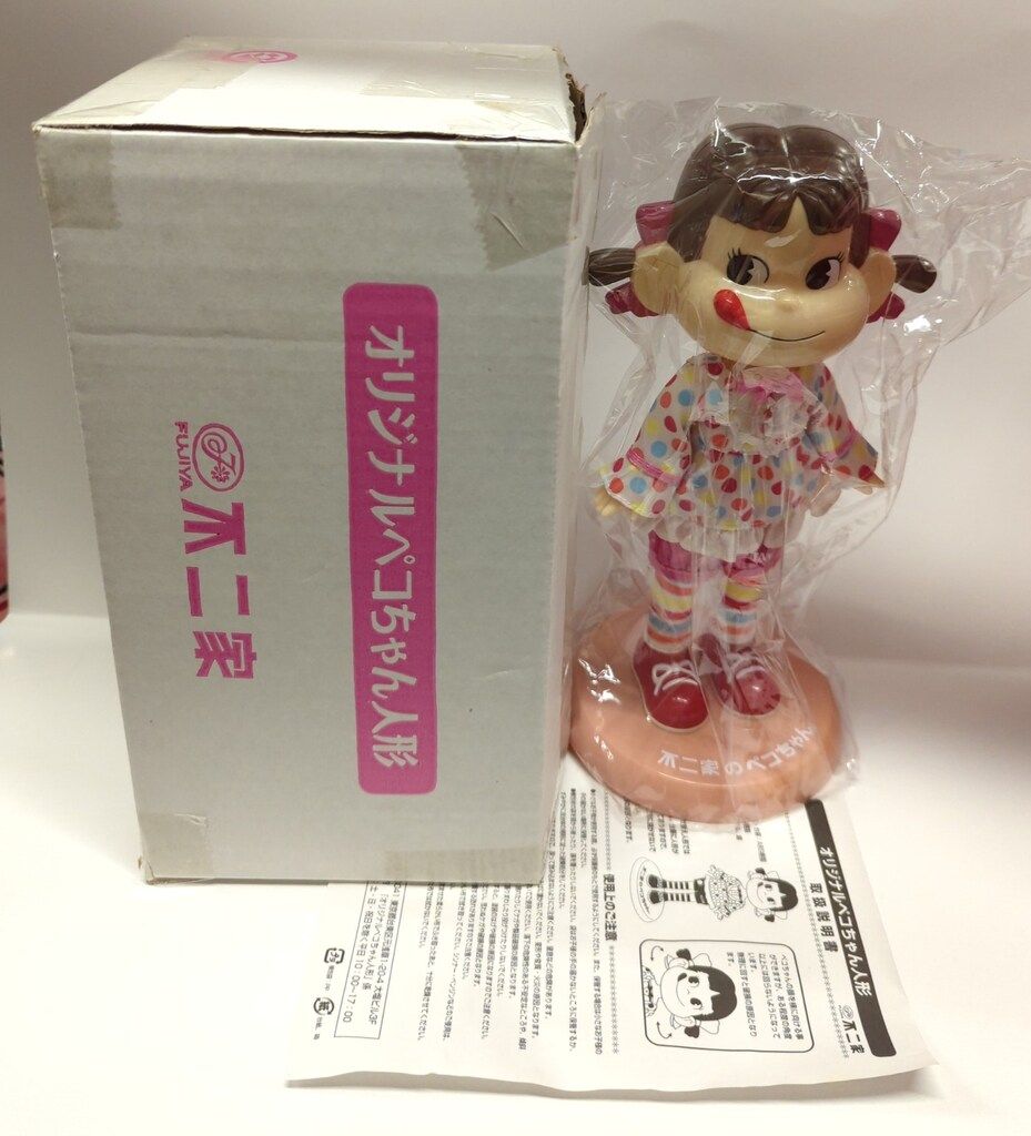 不二家 人形 卓上ペコちゃん 春のオリジナルペコちゃん人形 水玉服 43
