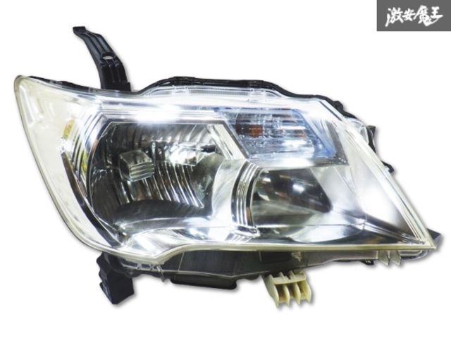点灯OK】日産純正 FC26 C26 セレナ 前期 HID キセノン ヘッド