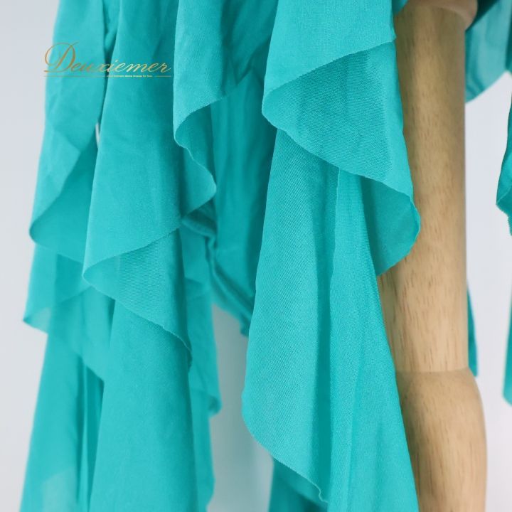 社交ダンス 衣装 チャコット Chacott ラテン ドレス ワンピース 緑 青 無地 伸縮素材 グリーン系 おしゃれ パーティー 着心地良い 軽量 ダンスウェア ジャズダンス シンプル デザイン コスチューム ダンス衣装 柔らかい素材 ストレッチ性 伸びる