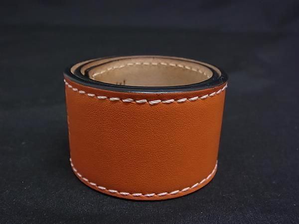 □極美品□ LOEWE ロエベ アナグラム スラップ レザー