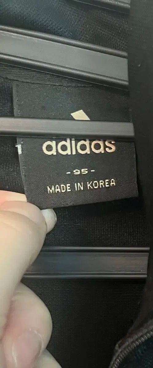 黒