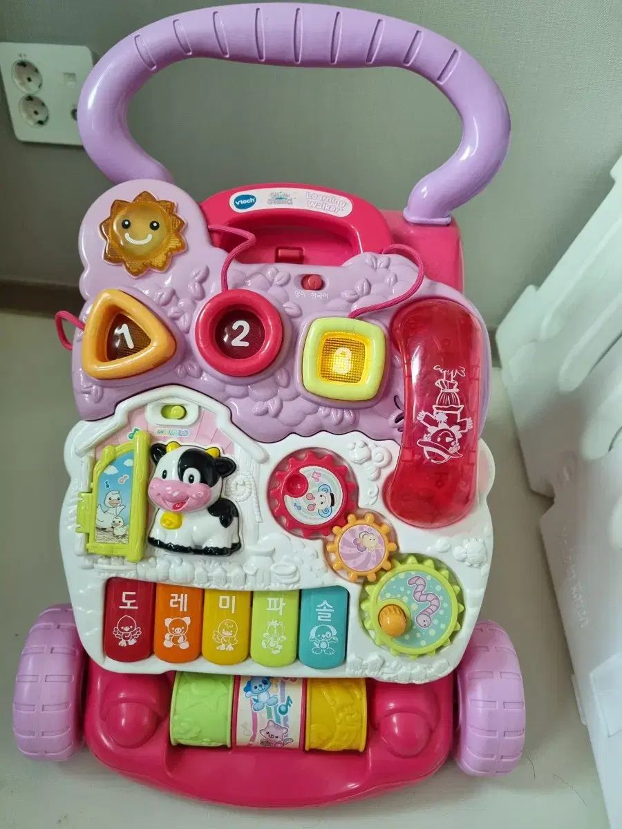 Vtech 歩行装具 韓国語版と英語版 ベビー用品