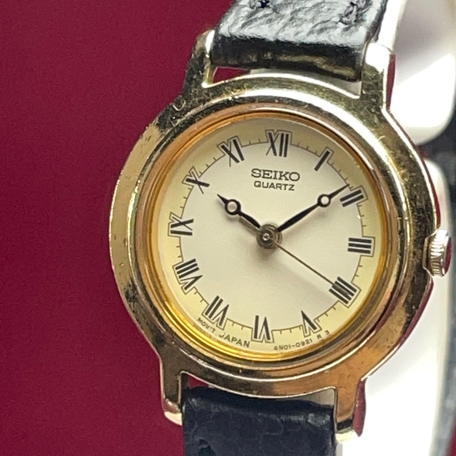 高級 SEIKO QUARTZ 電池交換済 日本製 ローマンインデックス