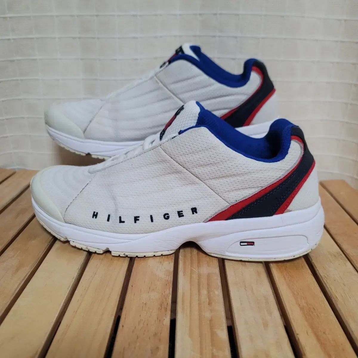 Tommy Hilfiger (トミーヒルフィガー) スニーカー 260