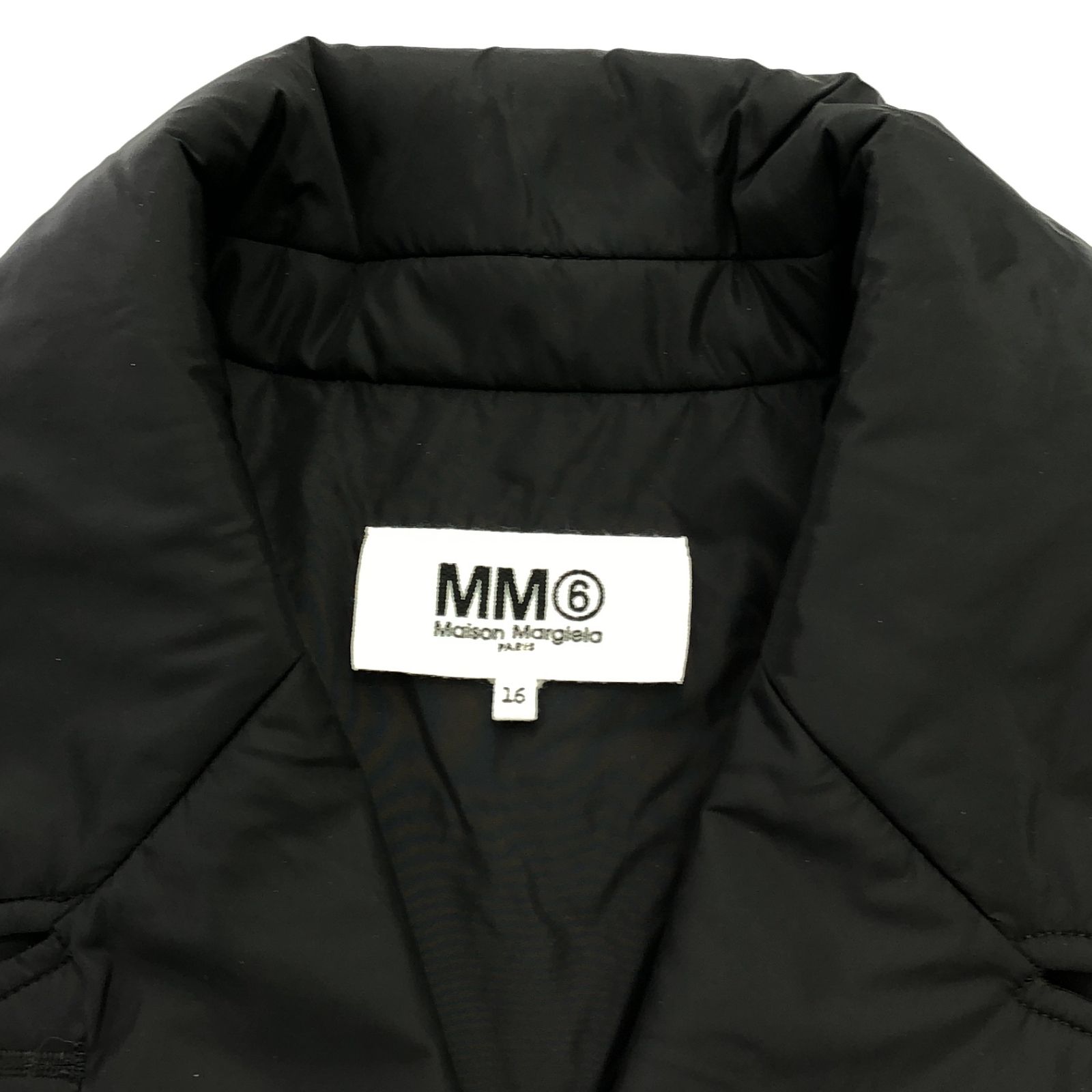 6 エムエムシックス