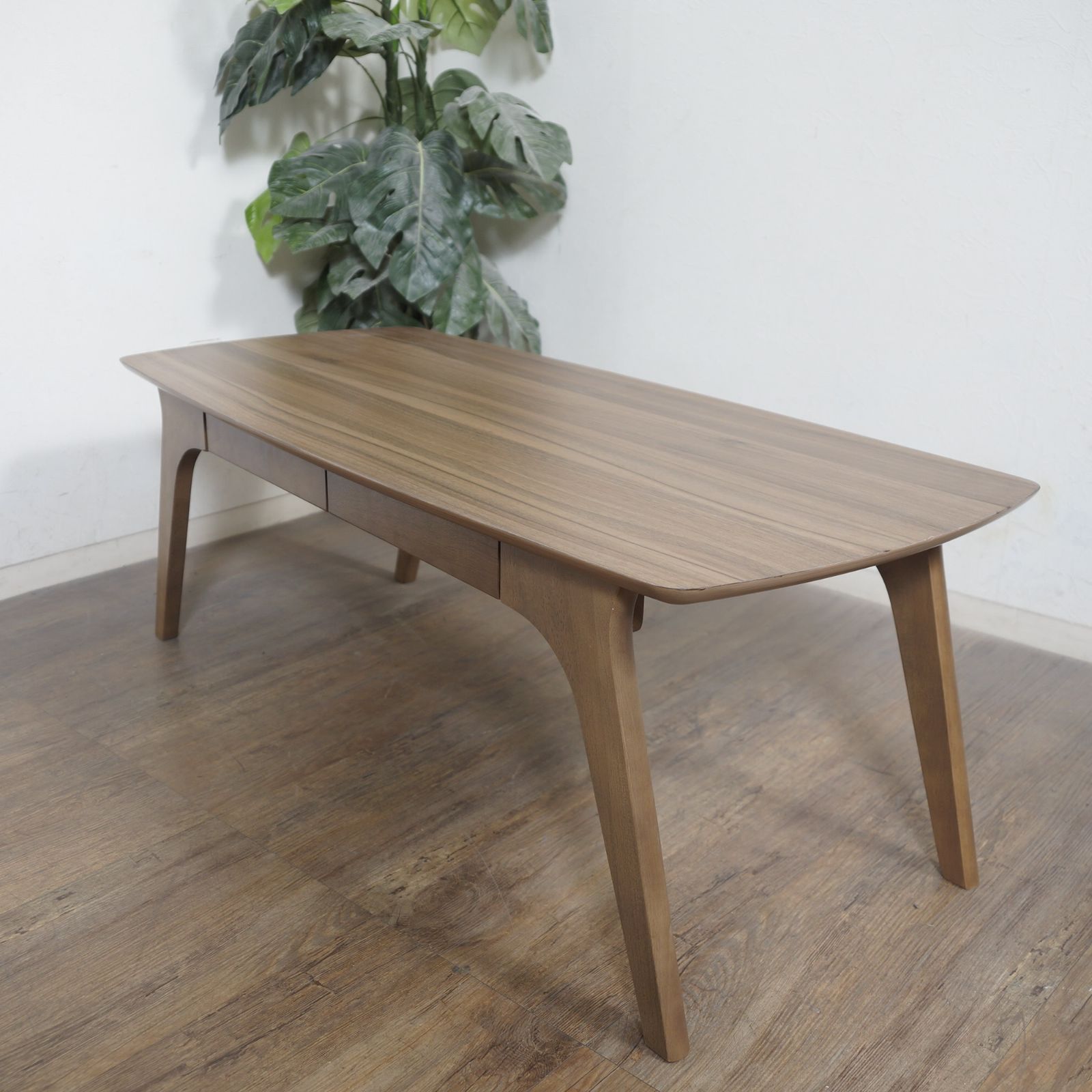 引き出し収納付き