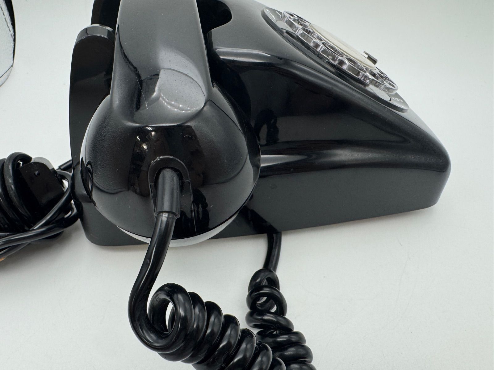 美品】黒電話 昭和レトロ OKI電気工業株式会社 601-A 1 ベル調 - メルカリ