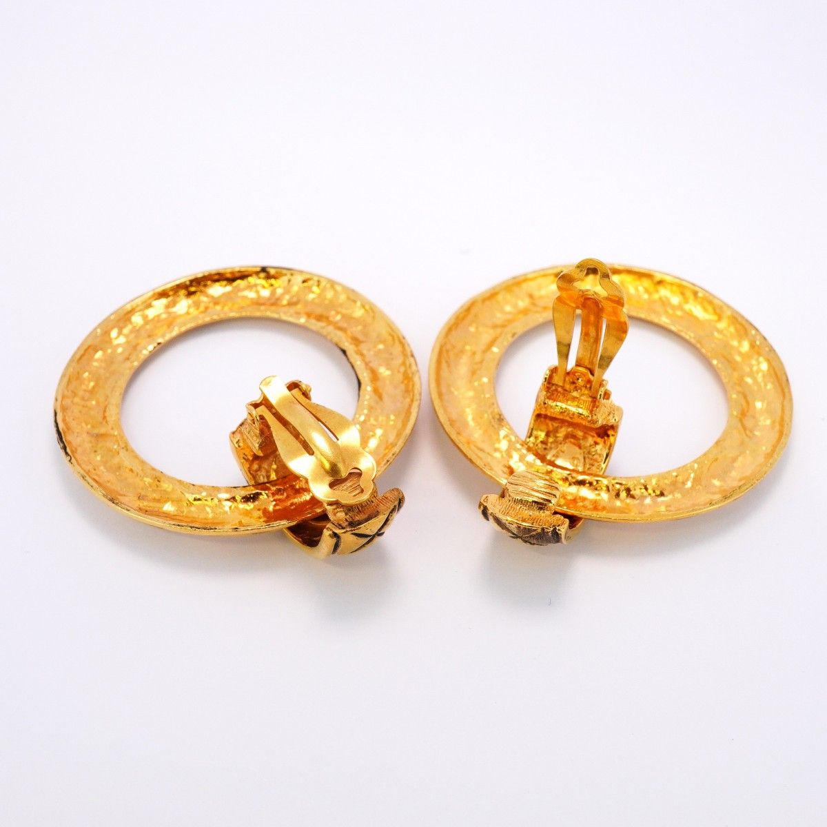 5jeb0008】シャネル イヤリング ヴィンテージ マトラッセ フープ GP  