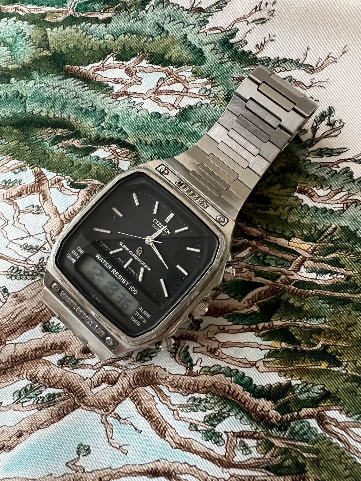 シチズン アナデジ アラームクロノグラフ ヴィンテージ時計 ライトつきます