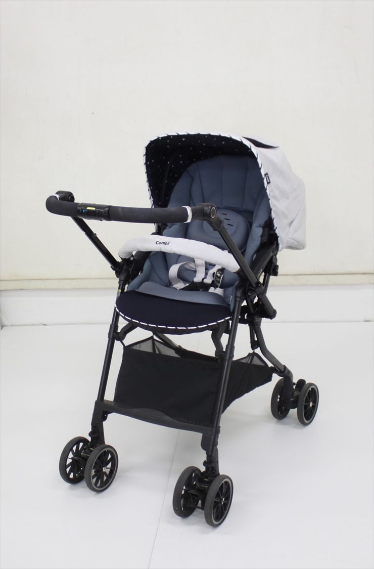 クリーニング済　☆綺麗☆　コンビ　スゴカル4キャス　プラス　EG　ハイシート 168875000_s.jpg