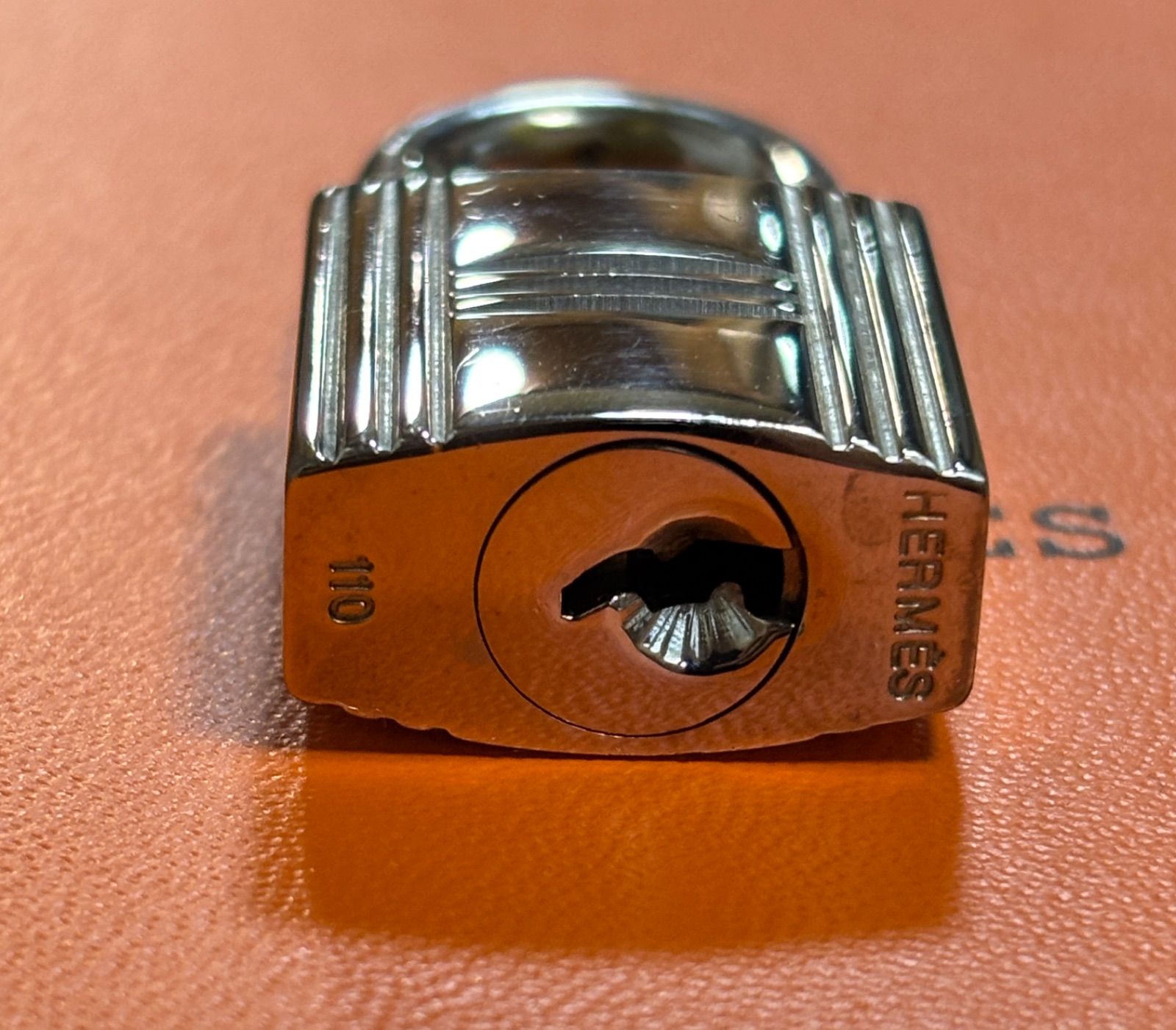 エルメス シルバー　カデナ　南京錠　パドロック　鍵　キー　NO111 エルメス シルバー カデナ 南京錠 パドロック 鍵 キー NO111