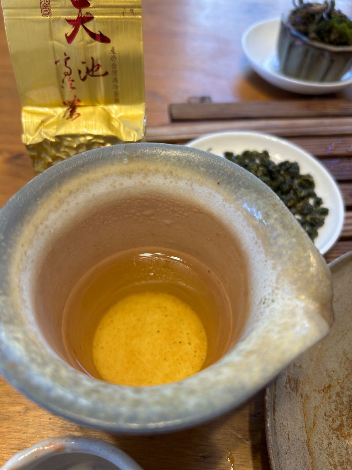 台湾好茶】梨山 「天池」高冷茶 冬茶 75g - メルカリ