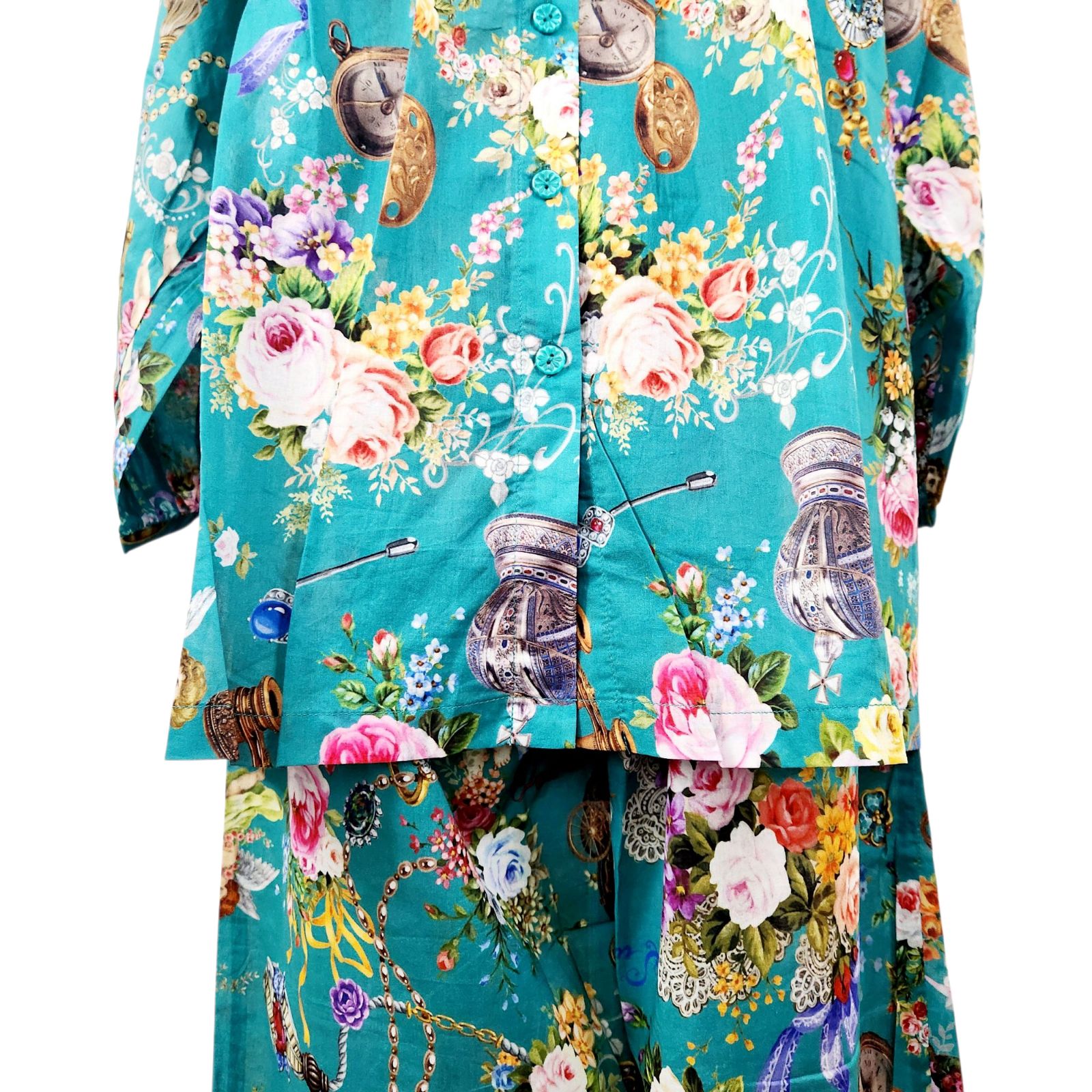 鴨居羊子 TUNIC