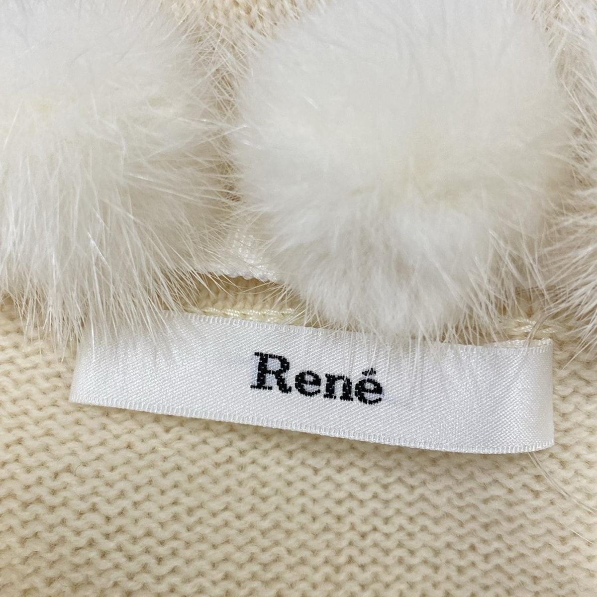 アイボリー×白