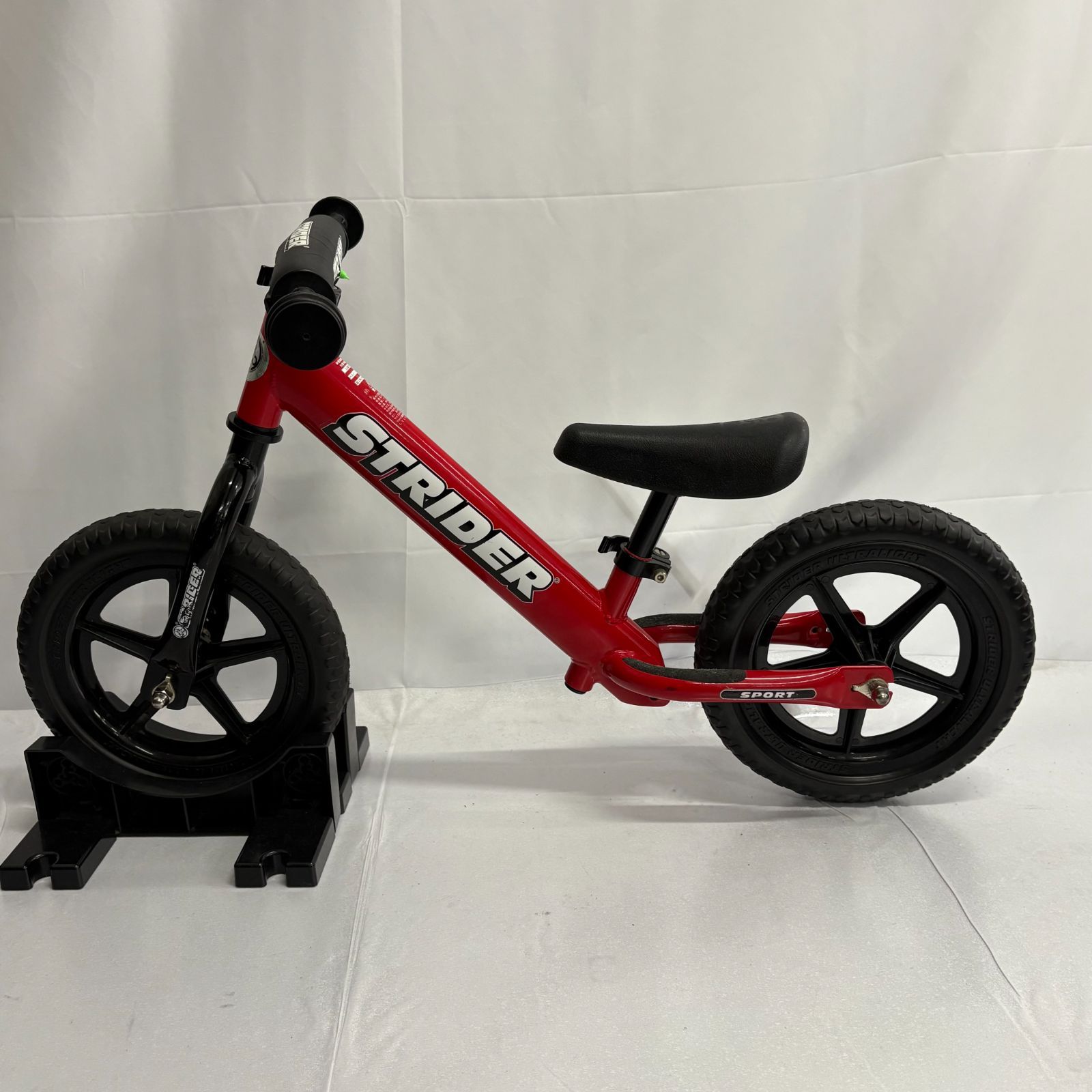 美品 STRIDER 12 SPORT ストライダー スポーツ バランスバイク