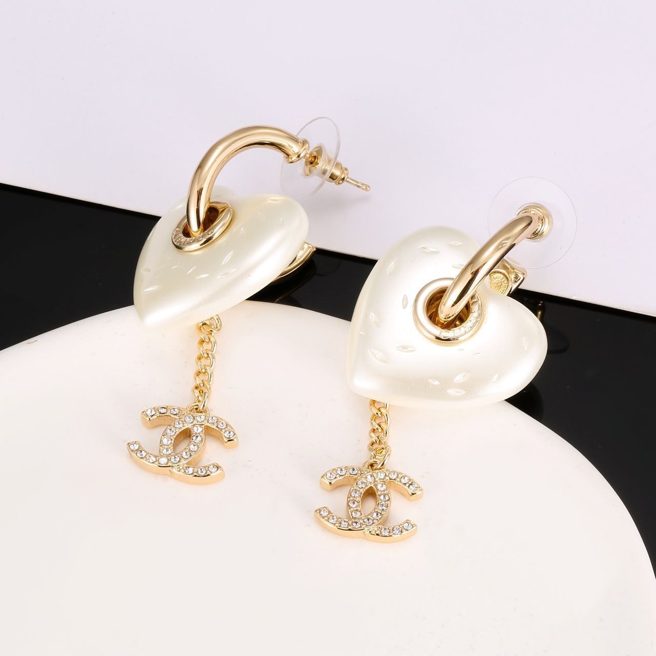 【華やかさ×品×個性の完璧なバランス】CHANEL イヤリング 210.jpg