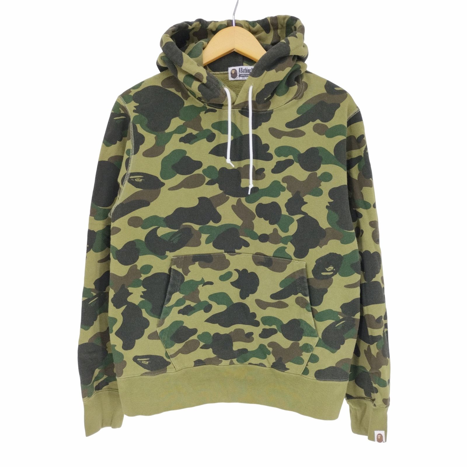 アベイシングエイプ A BATHING APE 1st CAMO HOODIE カモ プル