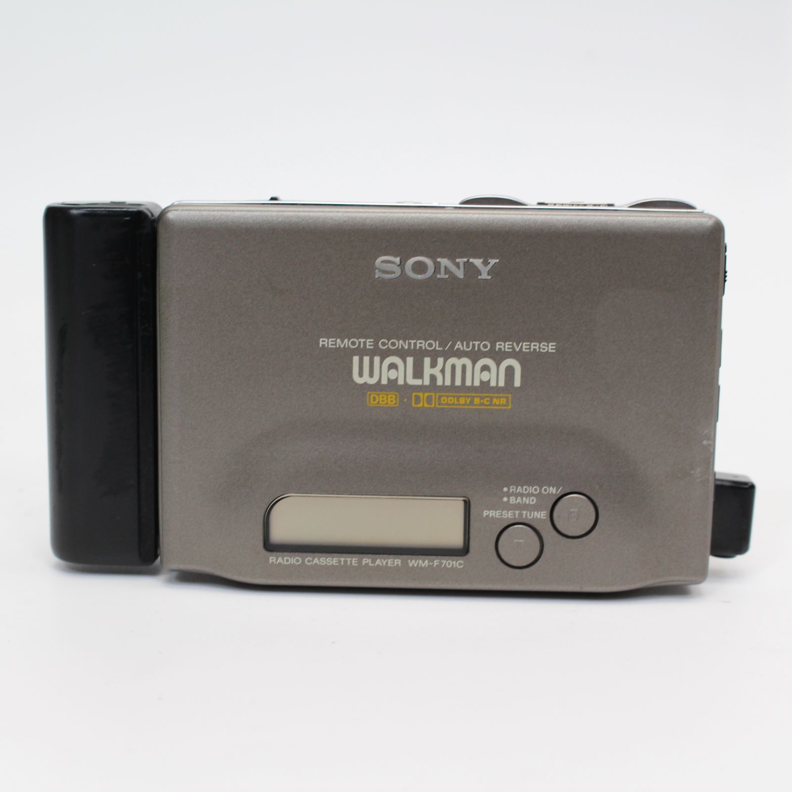 138 SONY カセットプレーヤー ソニーウォークマン WM-F701C 通電 済み ジャンク品