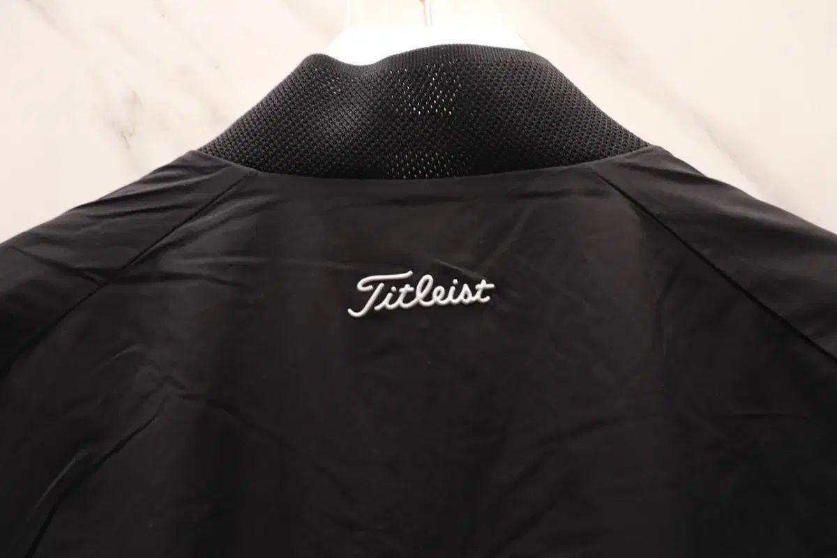 LITHEE リジー メリルハイテンション フリルトップス & レギンス M LITHEE（リジー）】フリルトップス（ネイビー）｜LITHEE YOGA