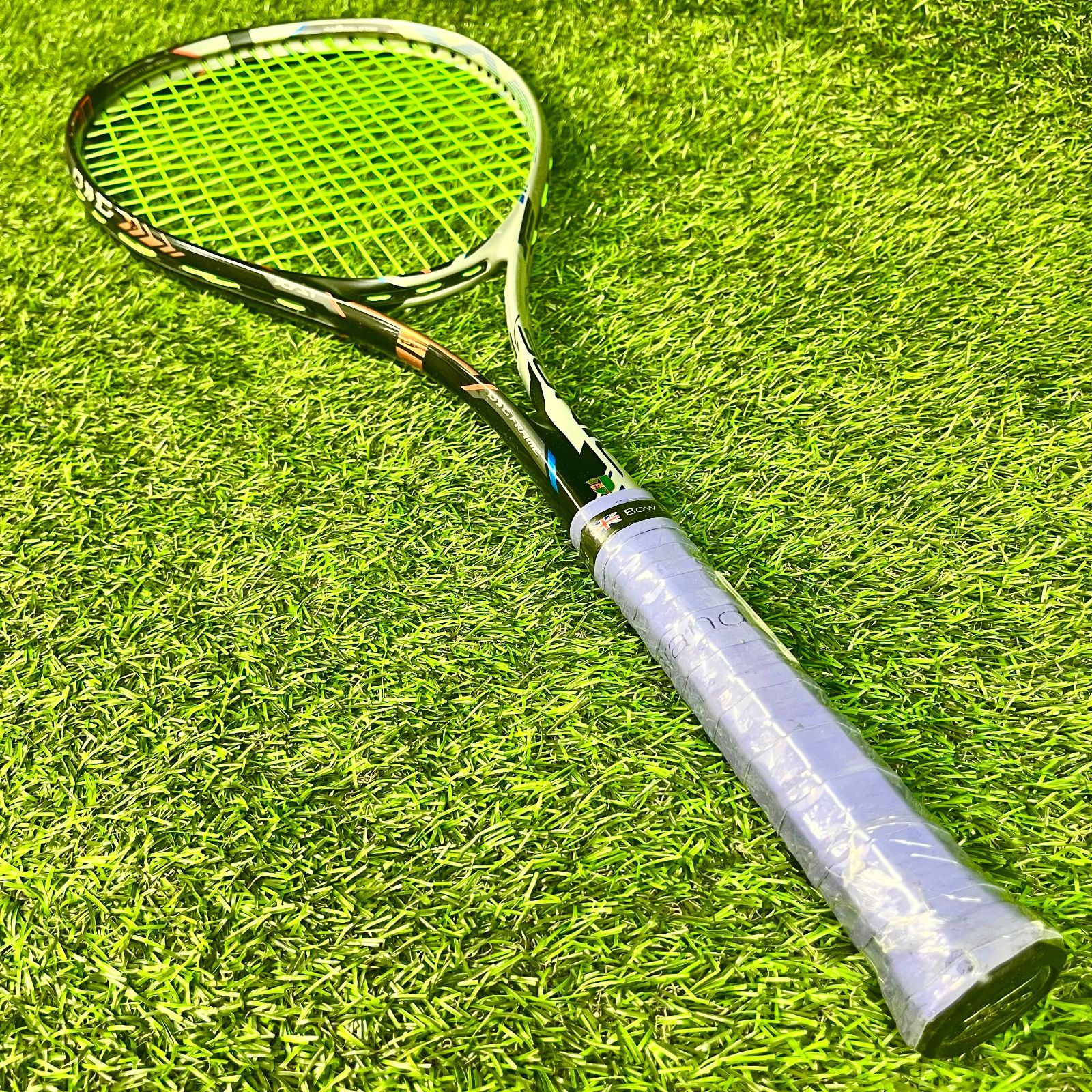 管理番号9 ミズノ MIZUNO zyst SONIC硬式テニスラケット 中古現状品