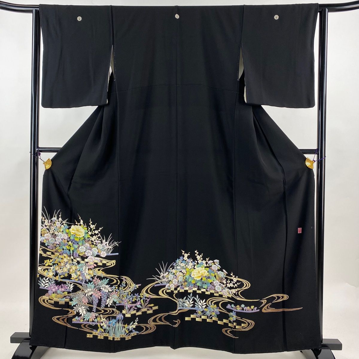 黒留袖 身丈160cm 裄丈63cm S 袷 田嶋秀之 加賀友禅 落款 証紙 牡丹 流水 黒 正絹